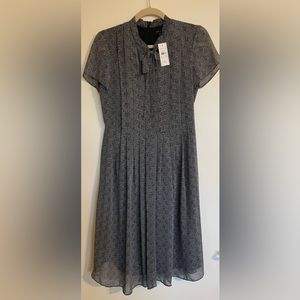 Ann Taylor Dress Size 2 NWT